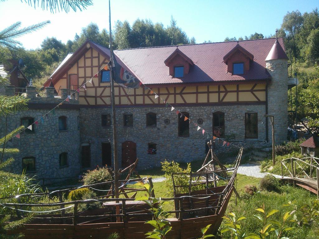 Zbojna Debra Bed & Breakfast Golejów Oda fotoğraf